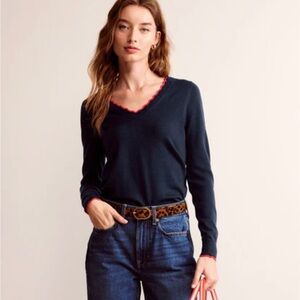 Boden Merino Scallop V-Neck Sweater Jumper